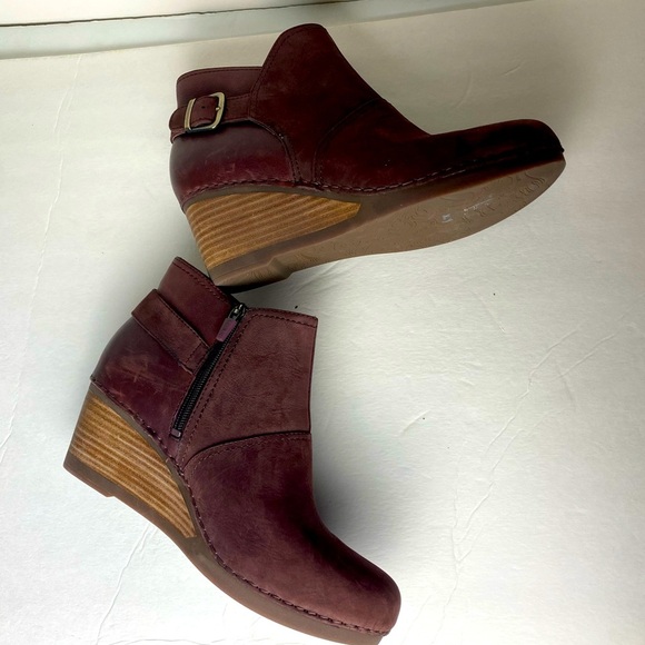 Dansko Shirley Leather Ankle Boot burgundy wedge heel size 40 - Picture 6 of 11